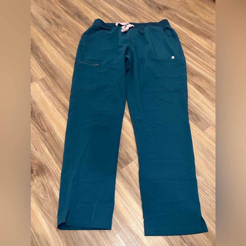 Figs Yola High Waisted 2.0 Tall Skinny Scrub Pants